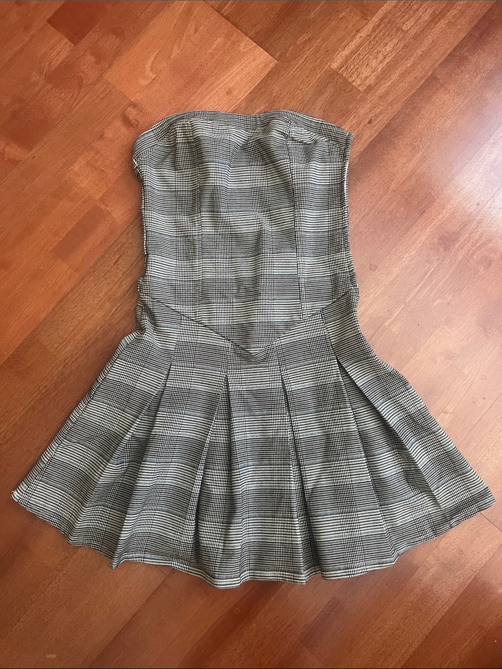 HOT TOPIC PLAID DRESS